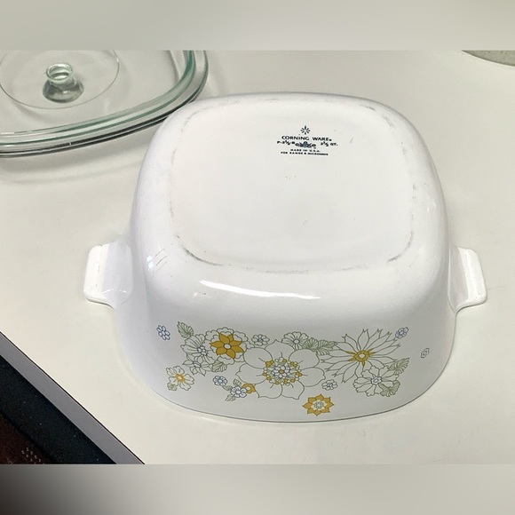 1970s Vintage Corning Ware Floral Bouquet 2.5 Qt Lidded Casserole P 2 1/2 B - Picture 13 of 16